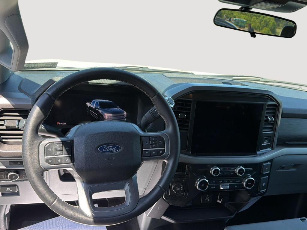 صورة 9 لـ 2025 FORD F-150 XLT