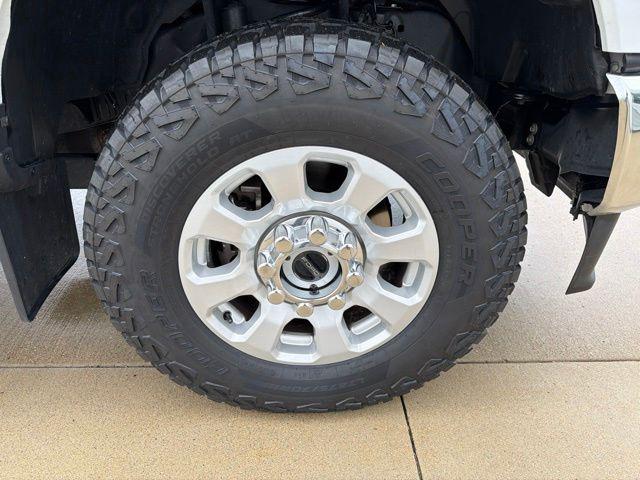 صورة 10 لـ 2023 FORD F-350 XLT