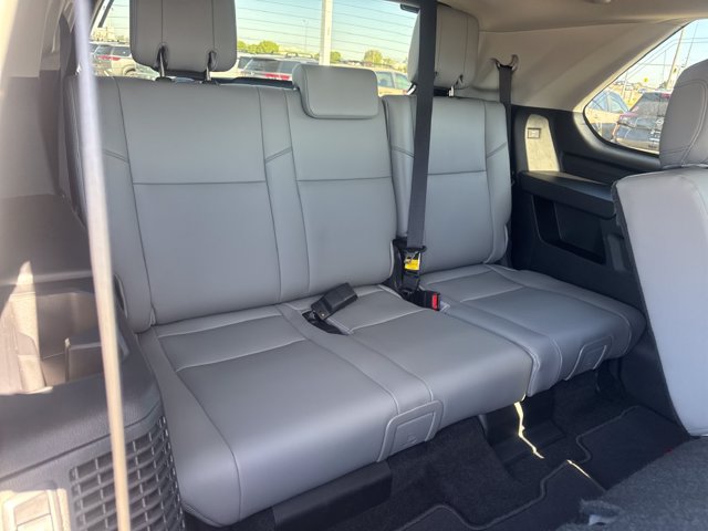 صورة مصغرة 13 لـ 2024 Toyota SEQUOIA SR5