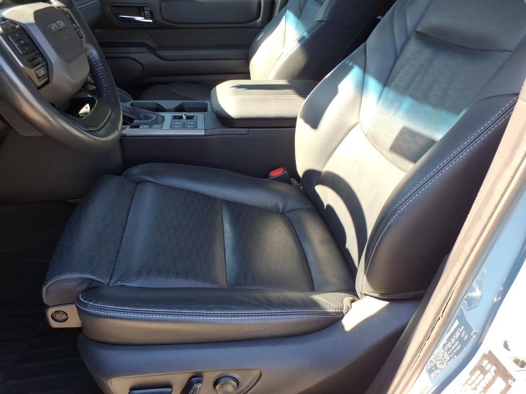 2024 Toyota LAND CRUISER BASE 缩略图 12