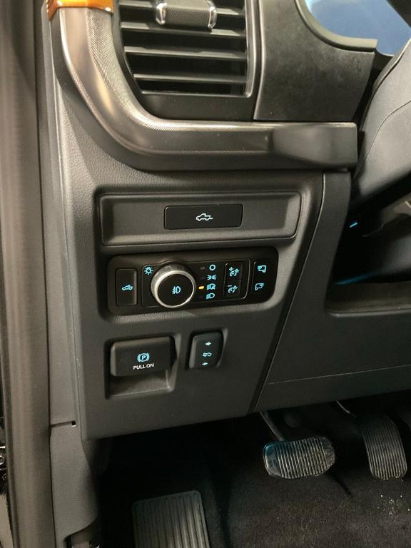 FORD F-150 TREMOR - 8