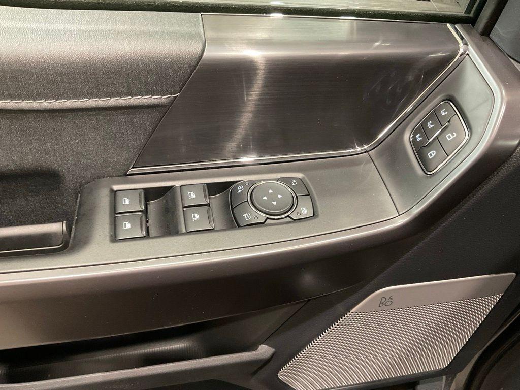 2026 FORD F-150 LARIAT — фото 7