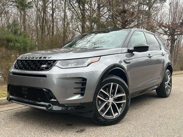 New 2025 Land Rover Discovery Sport SE