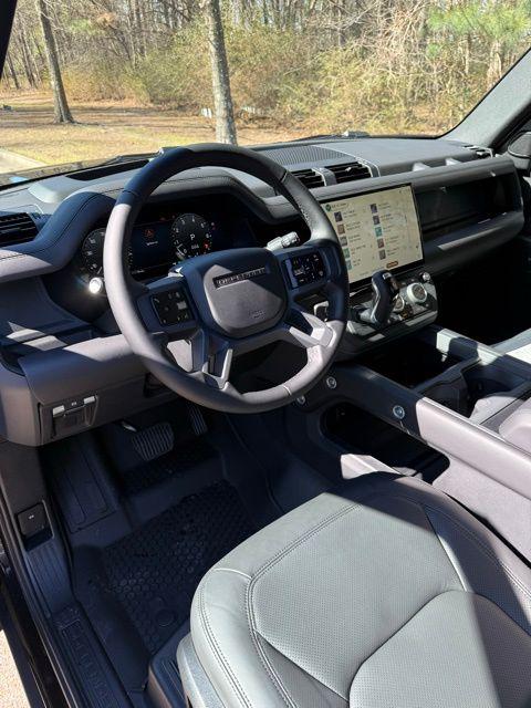 2026 LAND Rover DEFENDER S — миниатюра 22