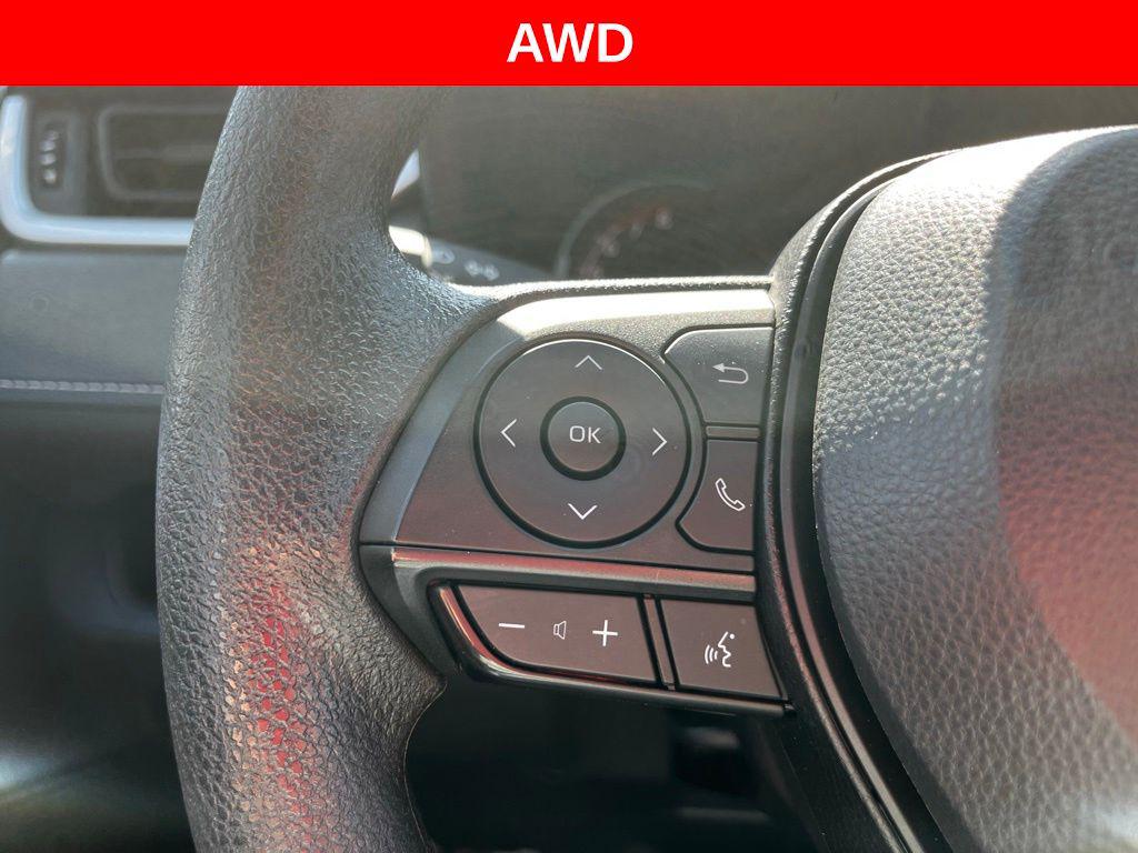 صورة مصغرة 16 لـ 2025 Toyota RAV4 XLE