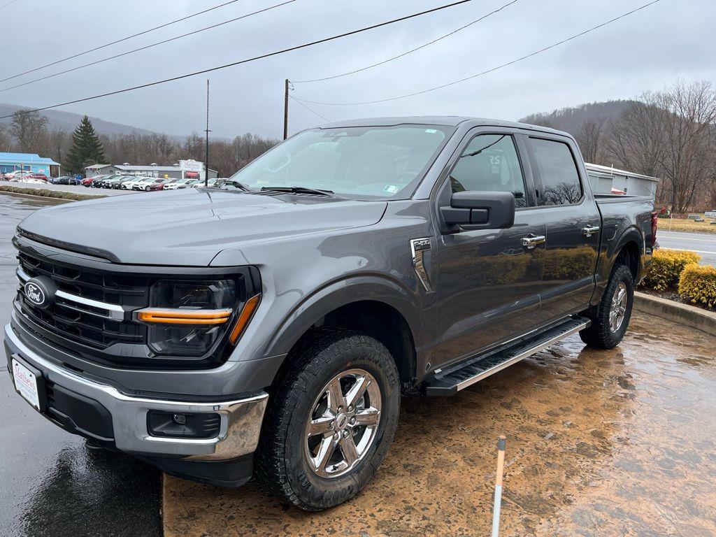 FORD F-150 XLT - 2