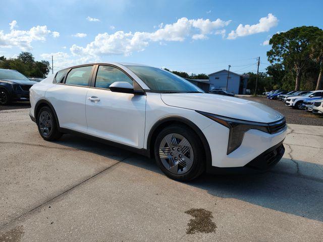 New 2026 Kia K4 LX