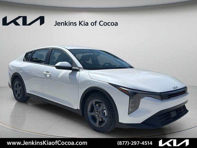 New 2026 Kia K4 LXS