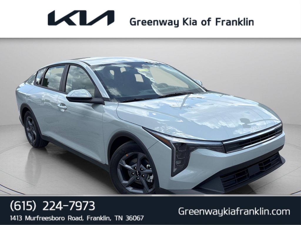 New 2026 Kia K4 LXS
