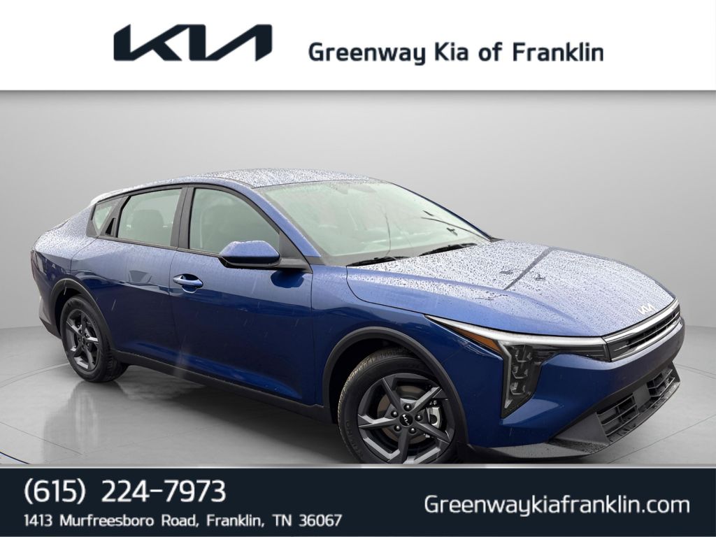 New 2025 Kia K4 LXS