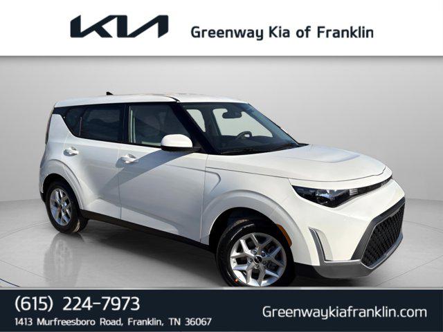 New 2025 Kia Soul LX