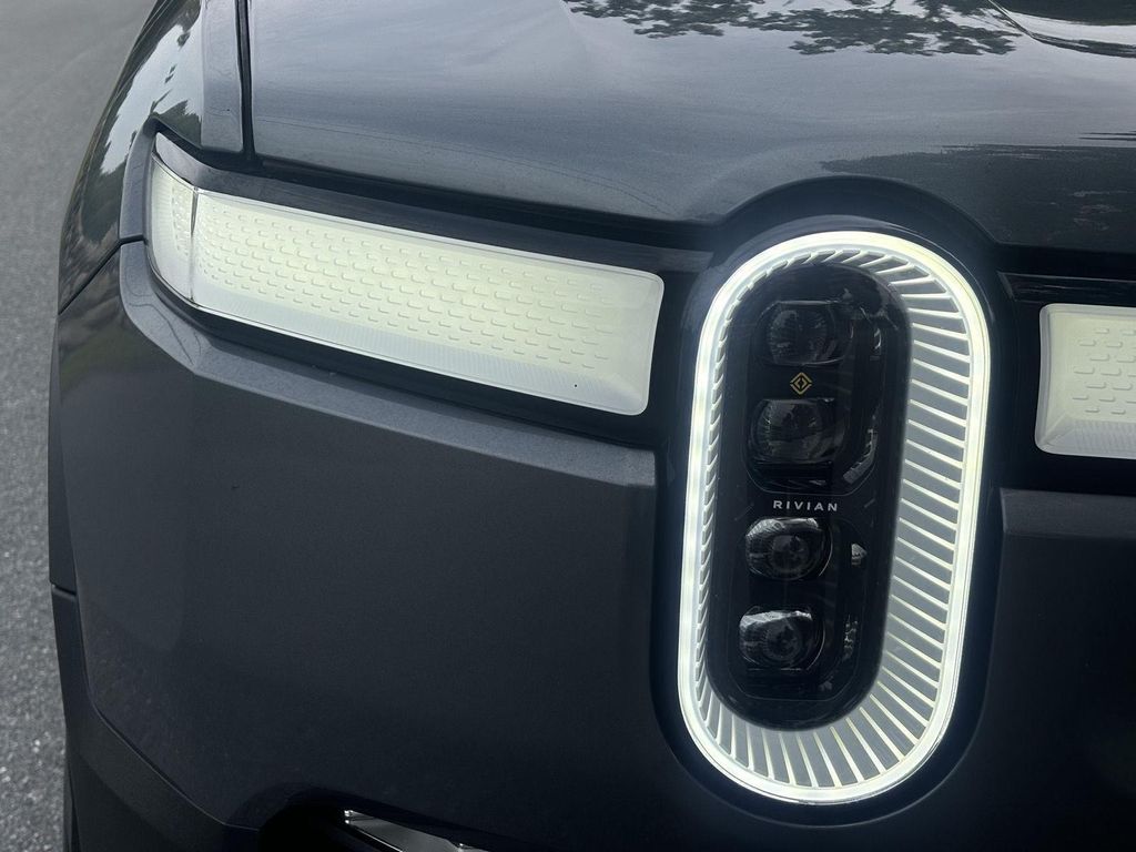 2022 Rivian R1S LAUNCH EDITION 缩略图 22