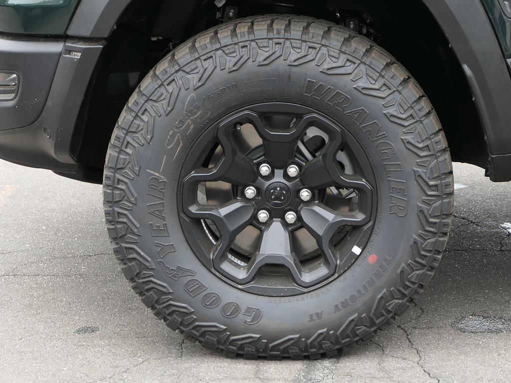 صورة 9 لـ 2026 RAM 1500 RHO CREW CAB 4X4 5'7' BOX