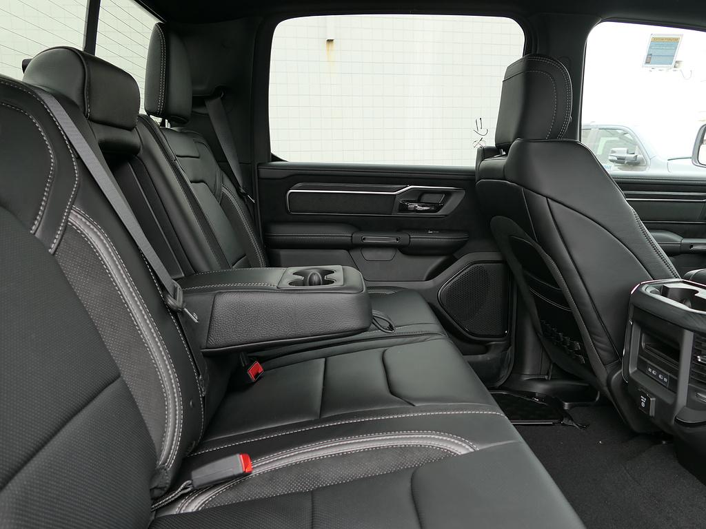 صورة مصغرة 21 لـ 2026 RAM 1500 RHO CREW CAB 4X4 5'7' BOX