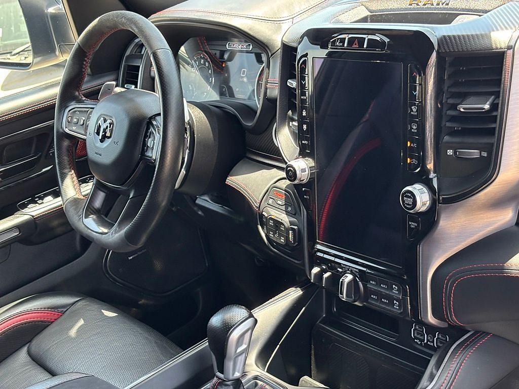 2022 RAM 1500 TRX — миниатюра 32