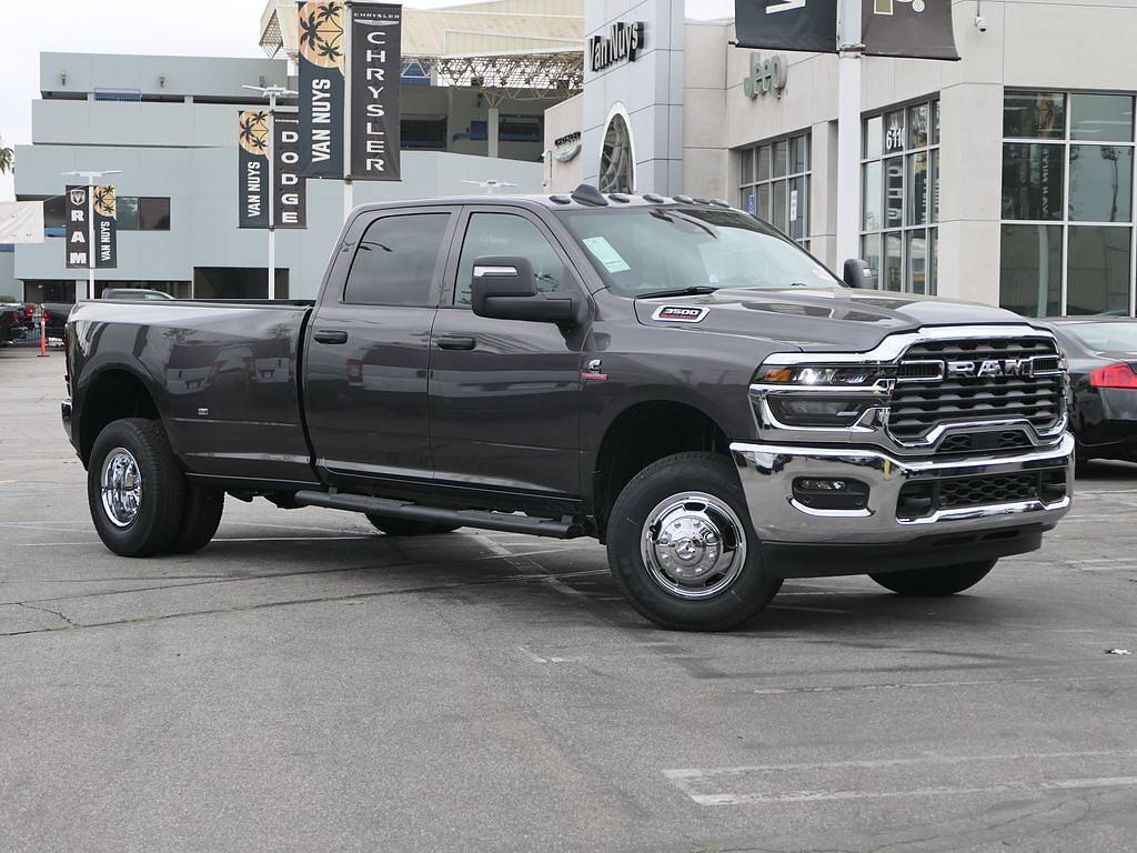 New 2026 RAM 3500 Tradesman Crew Cab 4x4 8' Box