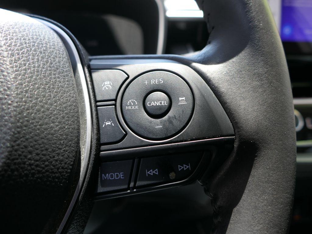 2023 Toyota COROLLA CROSS XLE 照片 17