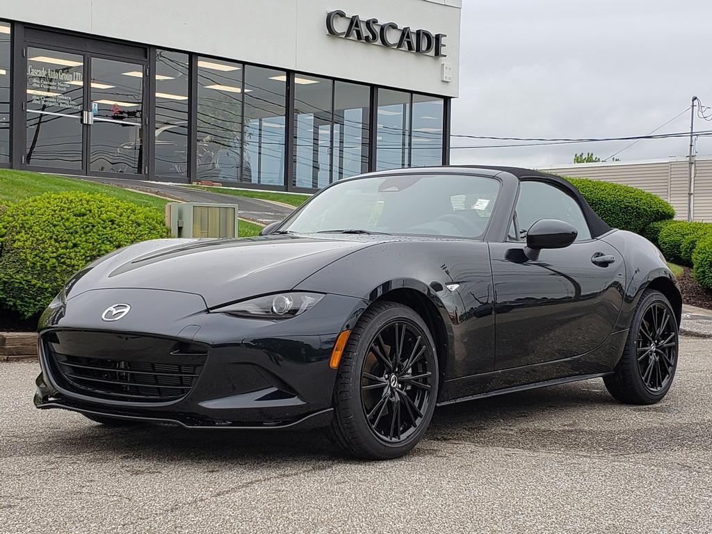 New 2026 Mazda MX-5 Miata Club
