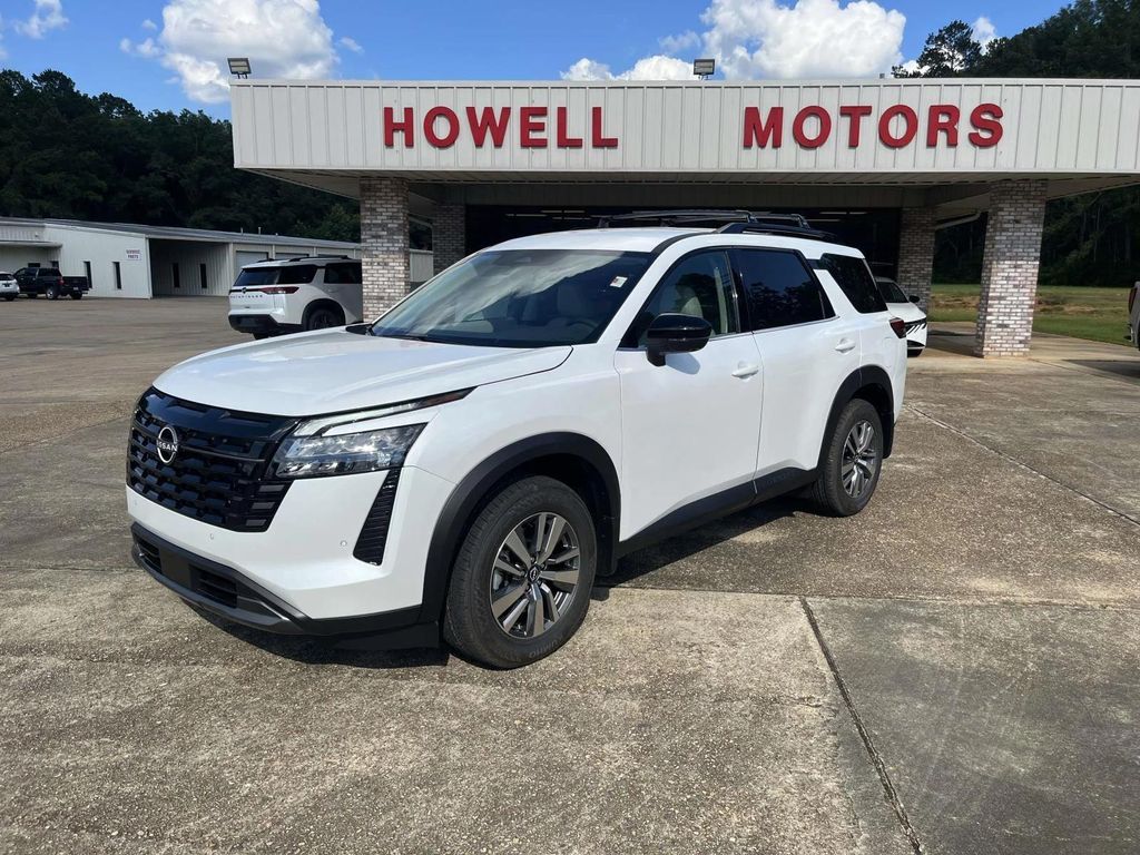 New 2026 Nissan Pathfinder SL