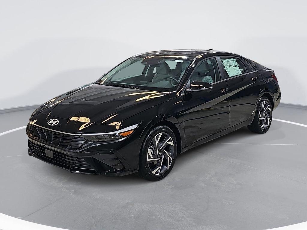 New 2026 Hyundai ELANTRA Limited