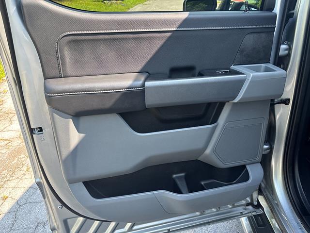صورة مصغرة 33 لـ 2025 FORD F-150 XLT