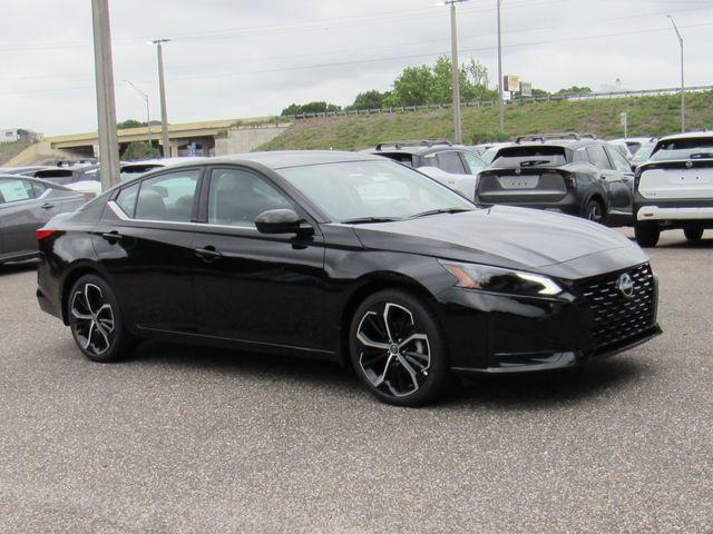 New 2026 Nissan Altima SR