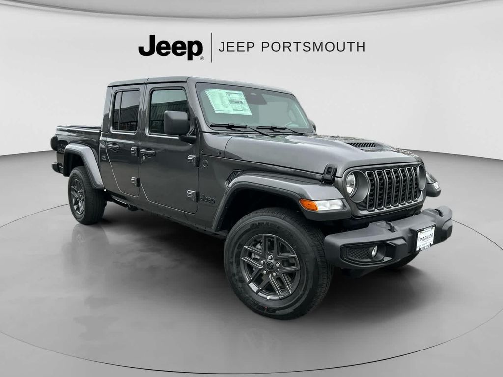 New 2026 Jeep Gladiator Sport S