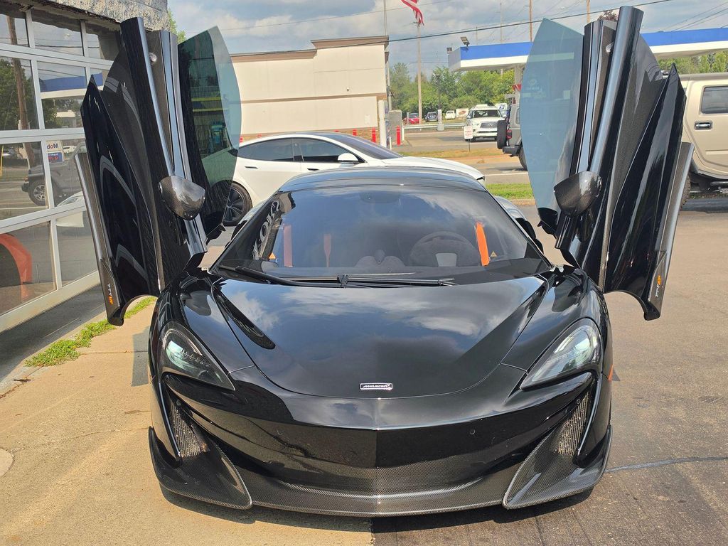 2020 Mclaren 600LT BASE 缩略图 21