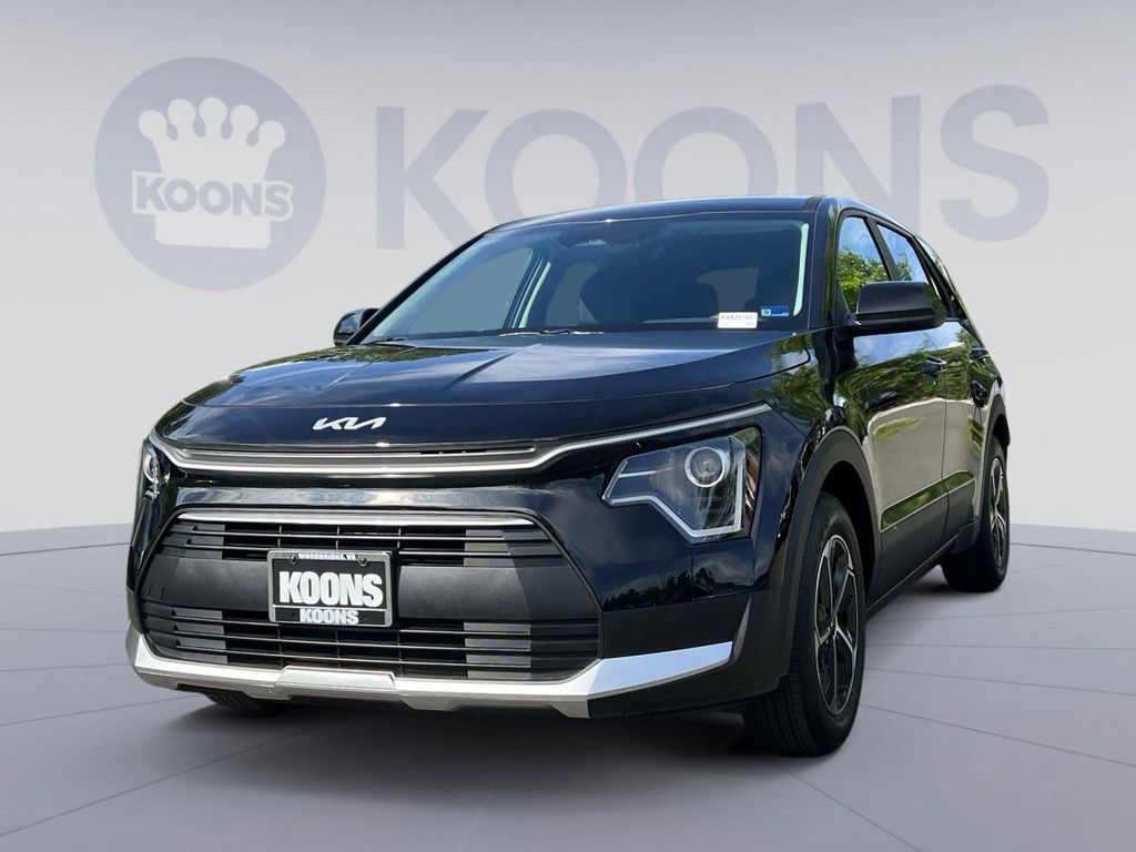 New 2026 Kia Niro LX