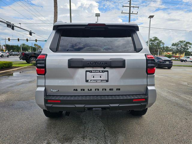 2025 Toyota 4RUNNER SR5 照片 4
