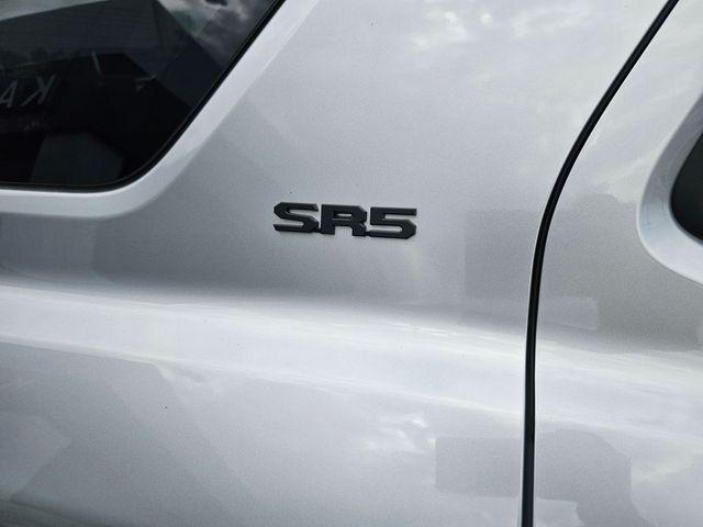 2025 Toyota 4RUNNER SR5 缩略图 12