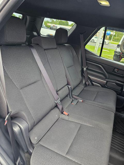 2025 Toyota 4RUNNER SR5 缩略图 28