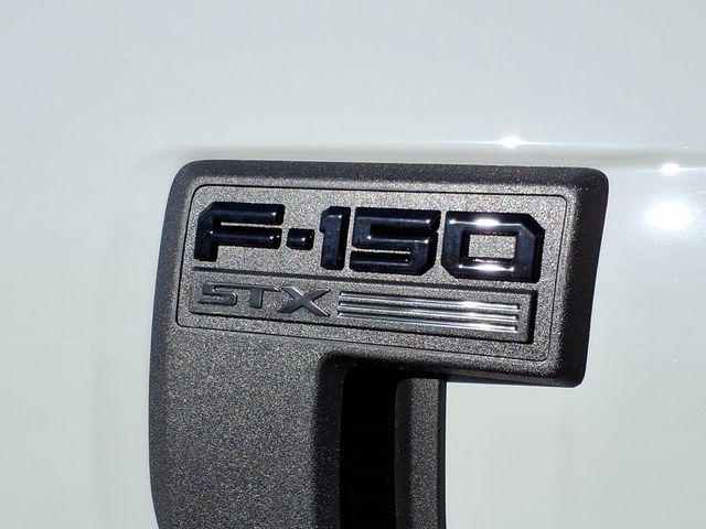 FORD F-150 STX - 9