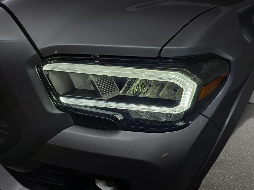 2020 Toyota TACOMA SR5 — миниатюра 31