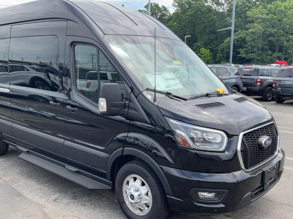 New 2025 Ford Transit-350 XLT