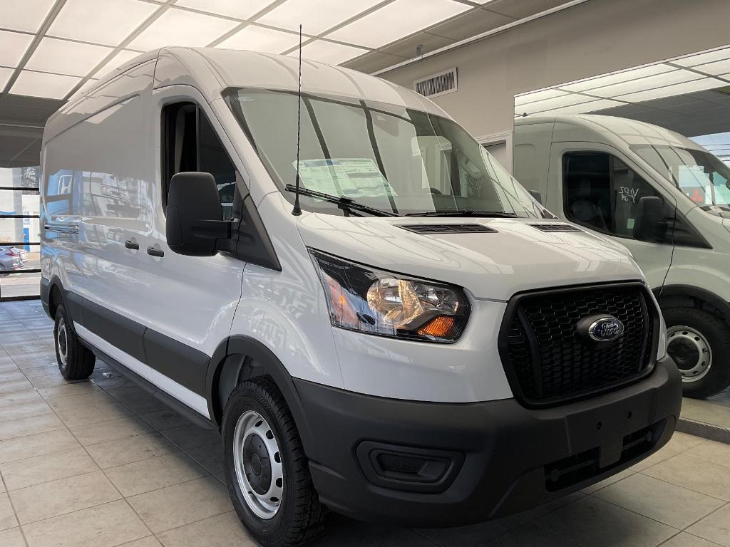 New 2026 Ford Transit-250 148 WB Medium Roof Cargo