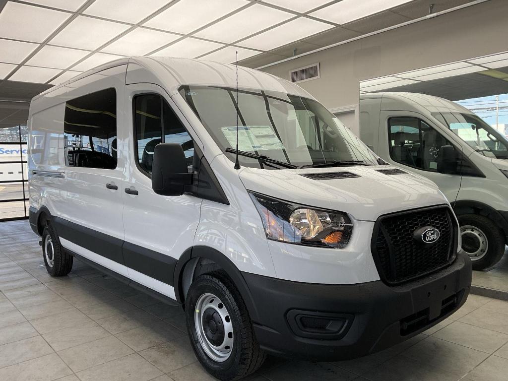 New 2026 Ford Transit-250 148 WB Medium Roof Cargo