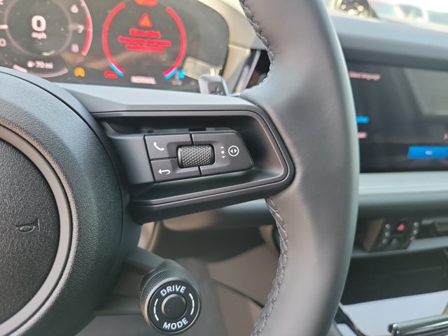 2026 Porsche CAYENNE — миниатюра 30