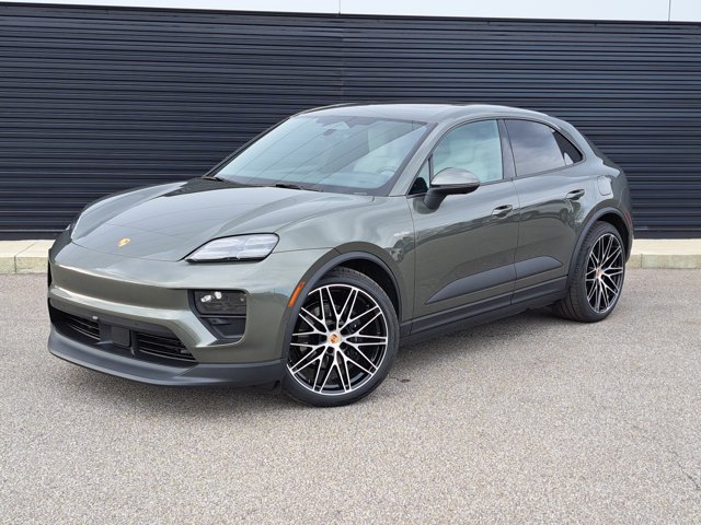 New 2026 Porsche Macan Electric 4