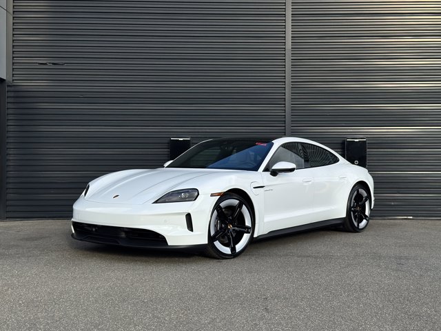 2025 Porsche Taycan