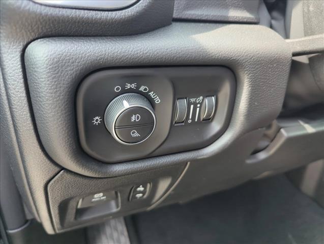 2026 RAM 1500 BIG HORN/LONE STAR — миниатюра 16