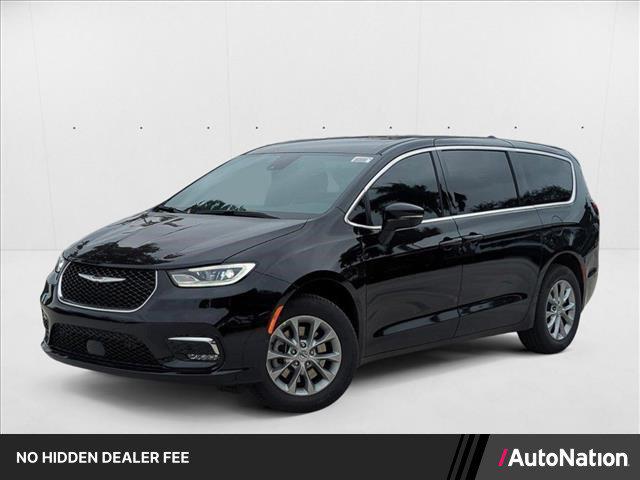 New 2025 Chrysler Pacifica L