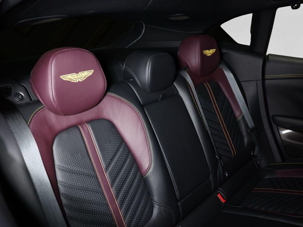 صورة مصغرة 44 لـ 2024 Aston Martin DBX 707