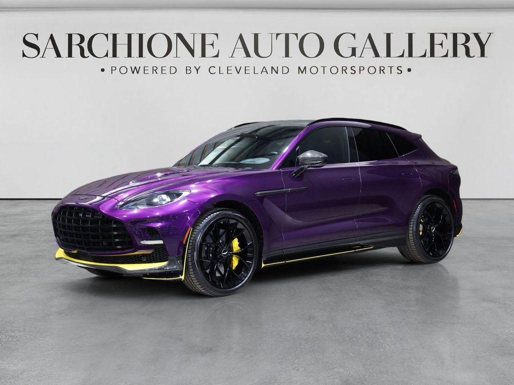 صورة مصغرة 13 لـ 2024 Aston Martin DBX 707