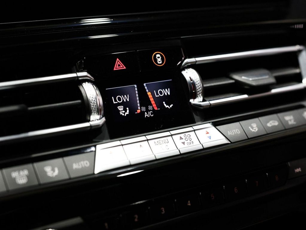 صورة 24 لـ 2023 BMW ALPINA B8 GRAN COUPE XDRIVE