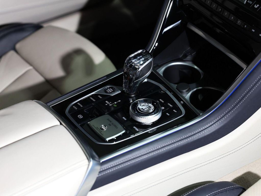 صورة 39 لـ 2023 BMW ALPINA B8 GRAN COUPE XDRIVE