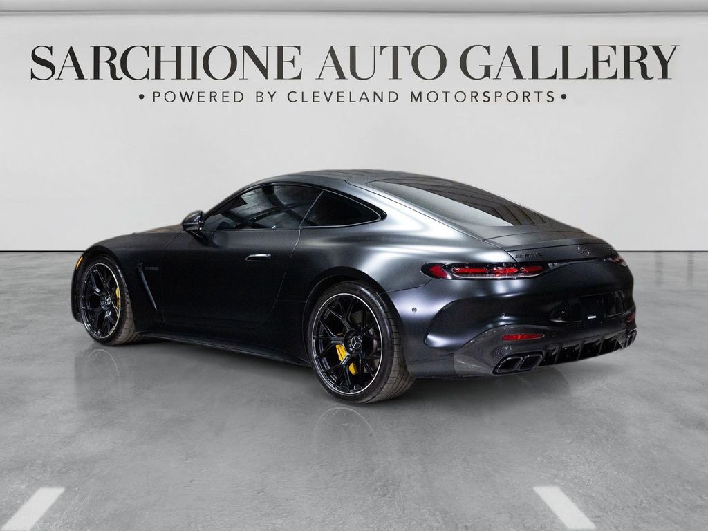 صورة مصغرة 16 لـ 2025 Mercedes-BENZ AMG GT 63 BASE