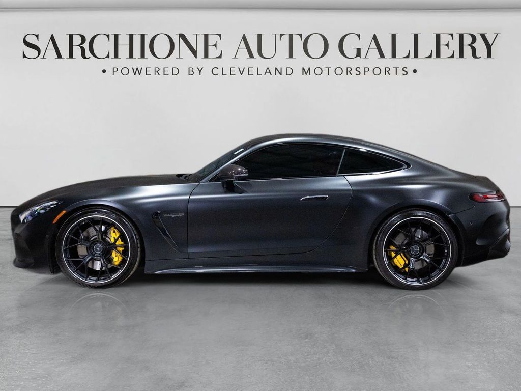 صورة 3 لـ 2025 Mercedes-BENZ AMG GT 63 BASE