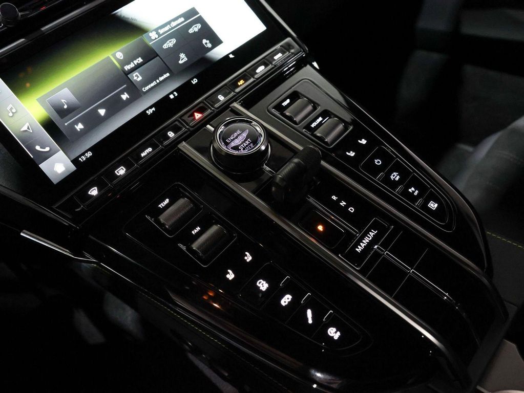 2026 Aston Martin VANTAGE BASE 缩略图 52