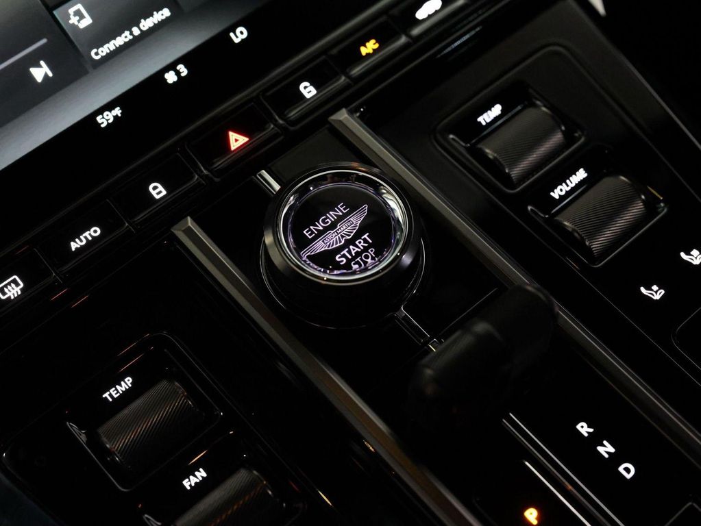2026 Aston Martin VANTAGE BASE 缩略图 50